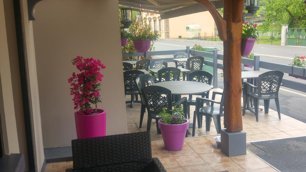Le Point De Chute Otel Tournavaux Dış mekan fotoğraf
