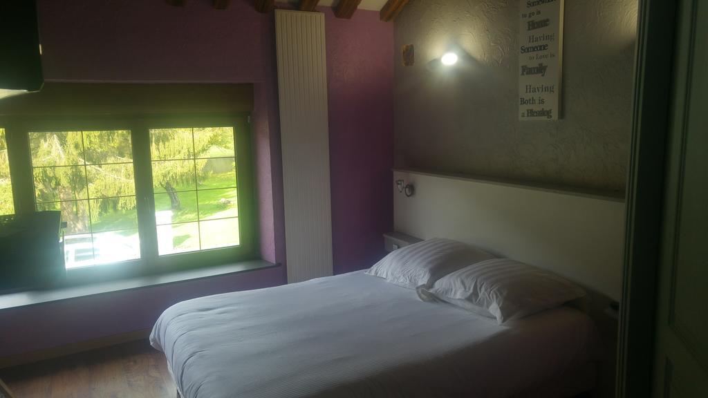 Le Point De Chute Otel Tournavaux Dış mekan fotoğraf