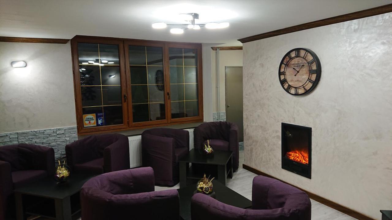 Le Point De Chute Otel Tournavaux Dış mekan fotoğraf